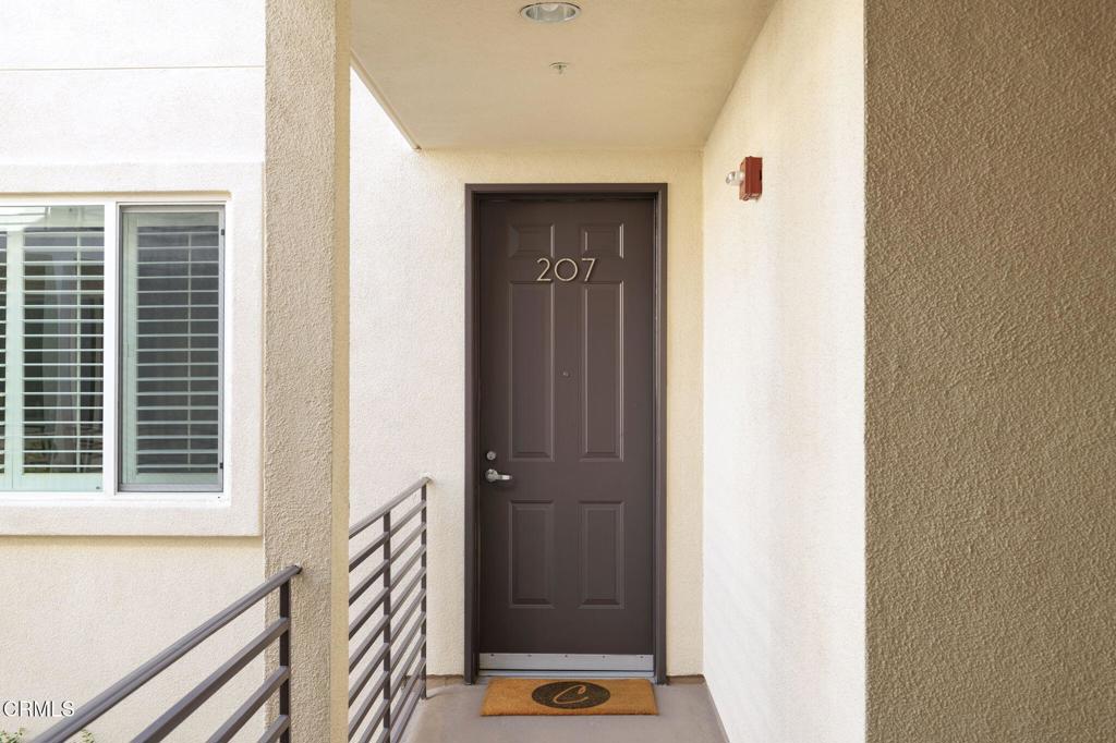 10609 Bloomfield Street 207