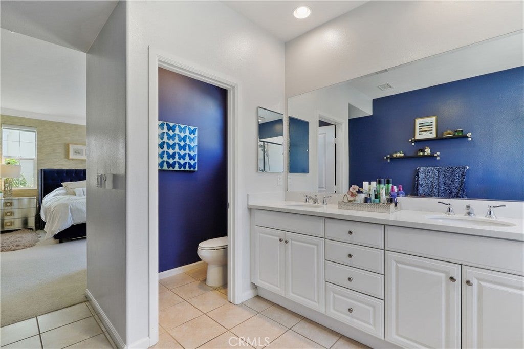 111 Bumblebee, Irvine CA 92618 - Photo 23