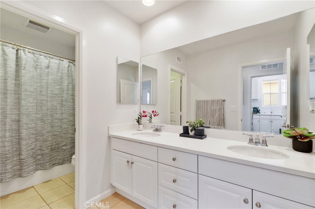 111 Bumblebee, Irvine CA 92618 - Photo 28