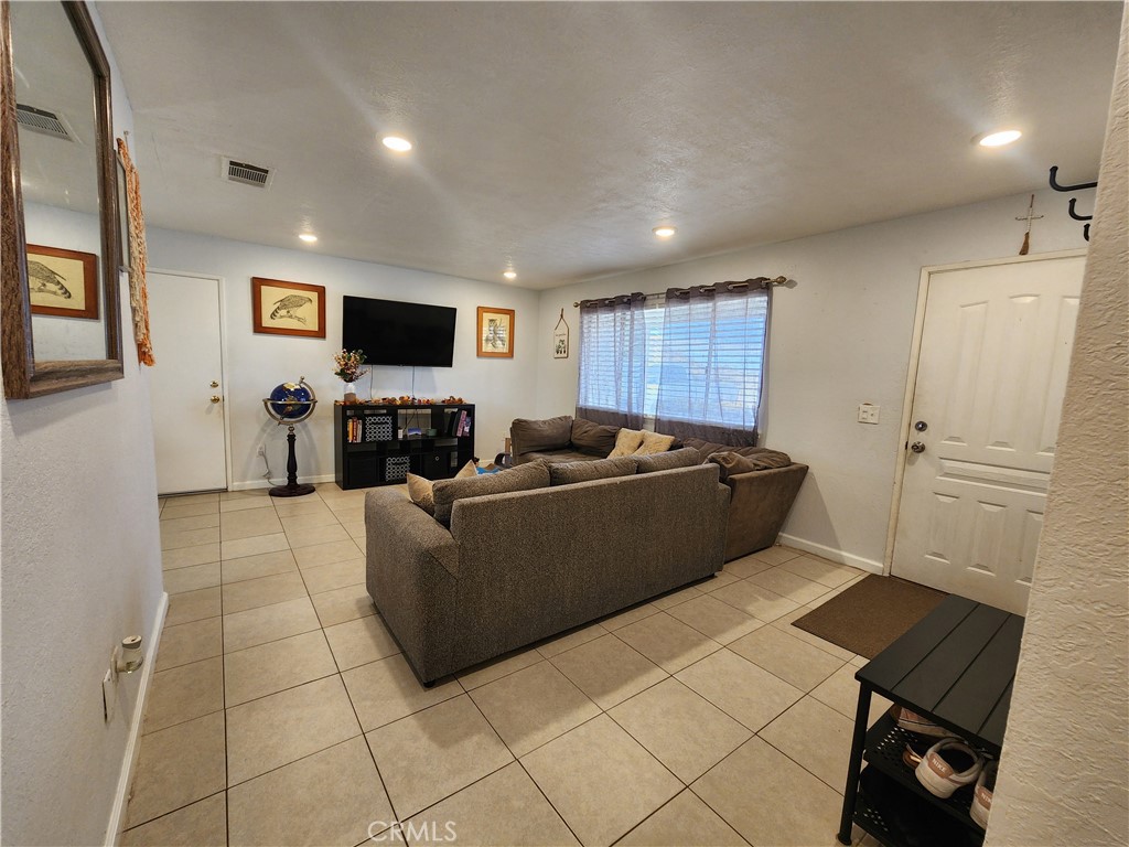 15142 Lanfair