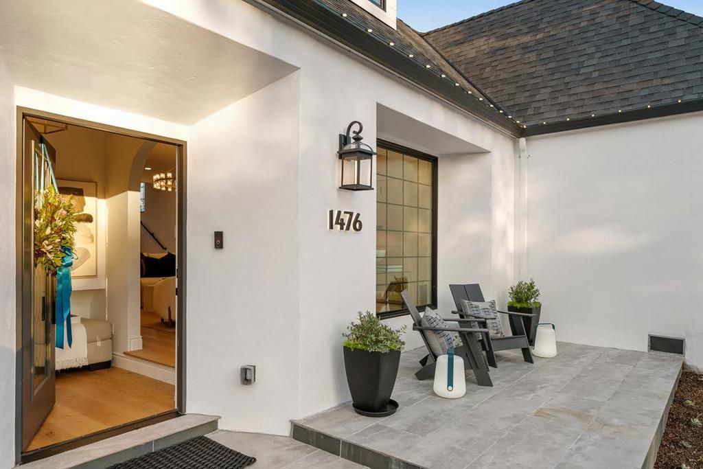 Photo of 1476 Drake Avenue, Burlingame, CA 94010 (MLS # ML82029280)