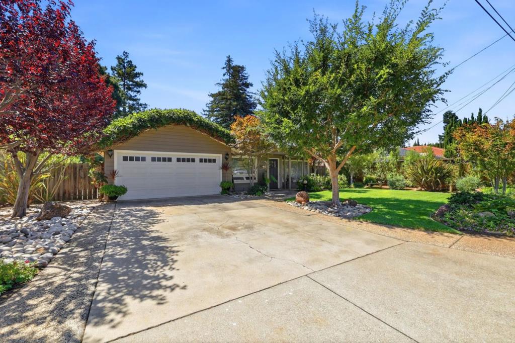 614 Springer Terrace