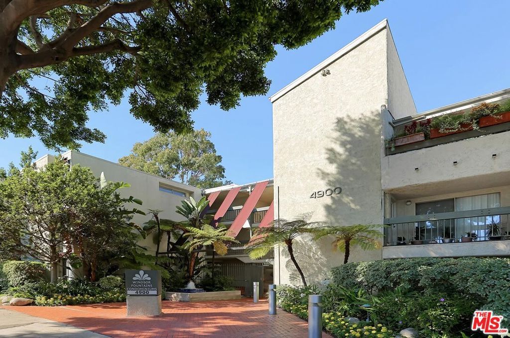 Photo of 4900 Overland Avenue #315, Culver City, CA 90230 (MLS # 25615405)