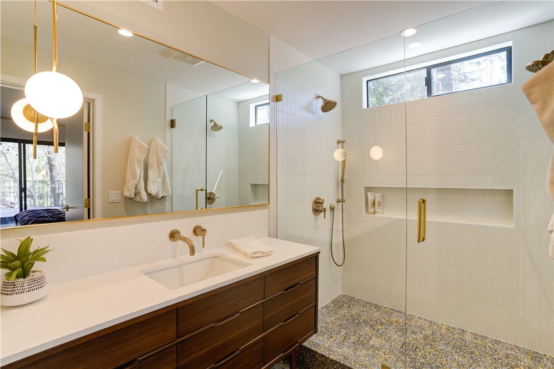 Arrowhead Woods (AWHW) - Residential