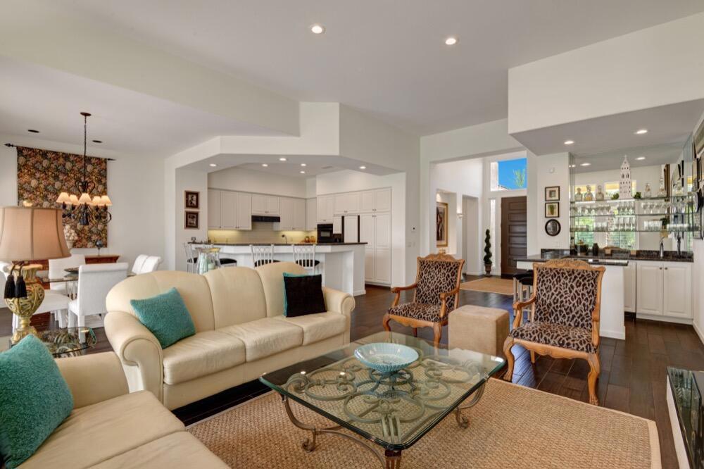 690 Snow Creek