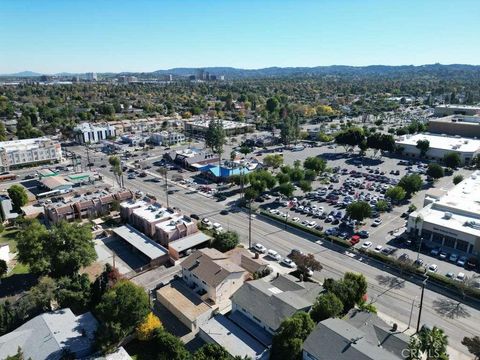 Tiny photo for 22855 Vanowen St, West Hills, CA 91307 (MLS # SR25266566)