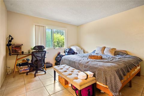 Tiny photo for 22855 Vanowen St, West Hills, CA 91307 (MLS # SR25266566)