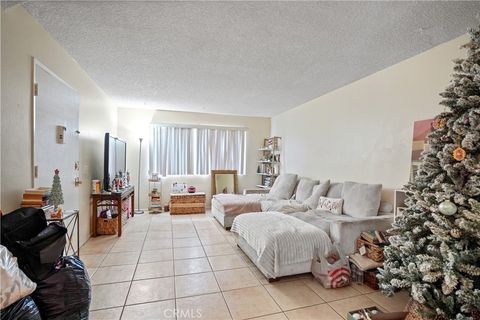 Tiny photo for 22855 Vanowen St, West Hills, CA 91307 (MLS # SR25266566)