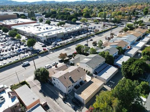 Tiny photo for 22855 Vanowen St, West Hills, CA 91307 (MLS # SR25266566)