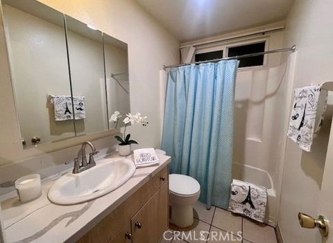 Tiny photo for 22855 Vanowen St, West Hills, CA 91307 (MLS # SR25266566)