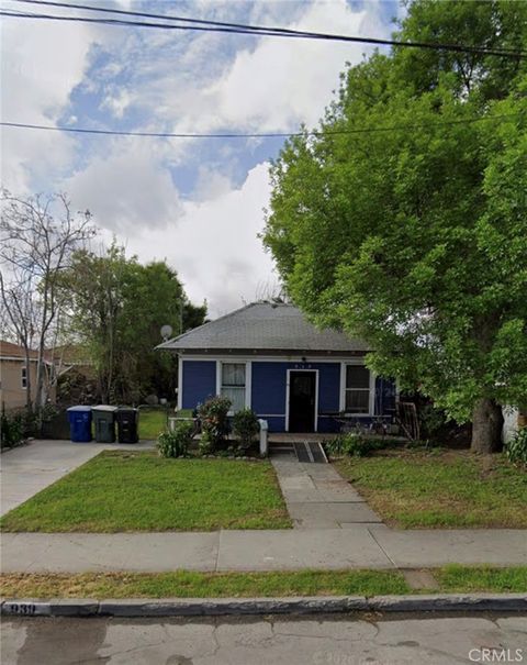 Photo of 939 W 8th ST, San Bernardino, CA 92411 (MLS # PW26108571)