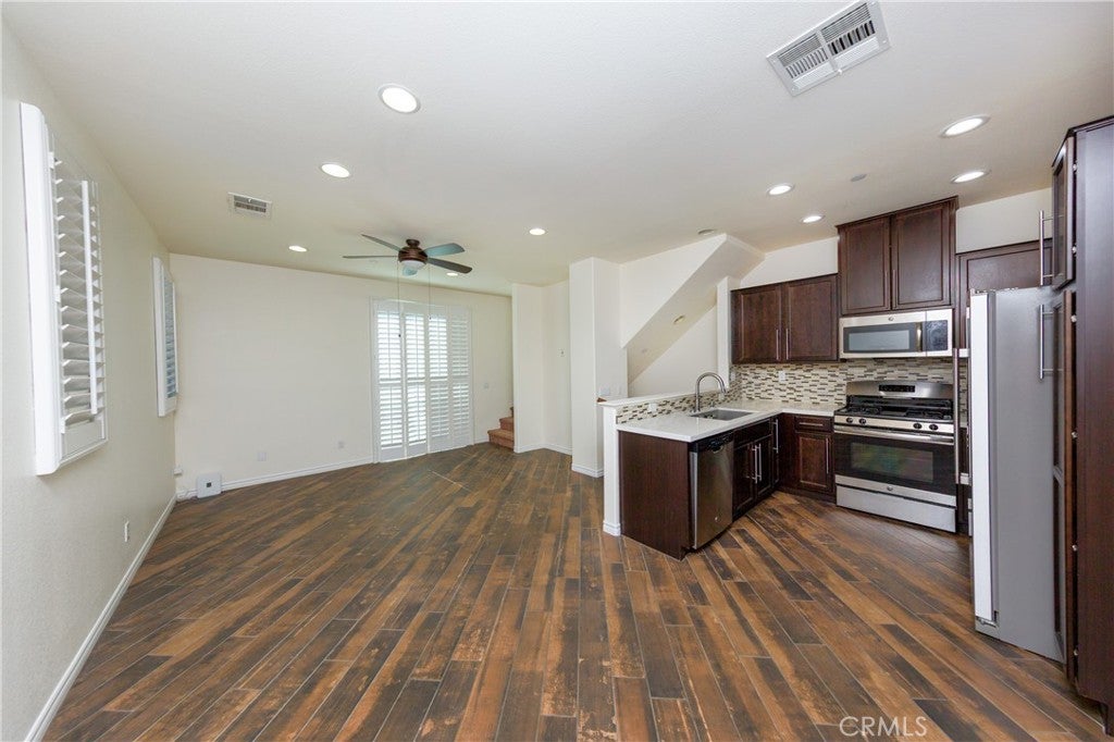 14705 Sherman Way