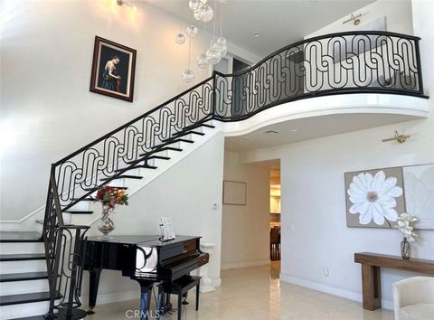 646 S Courson Drive Anaheim CA 92804