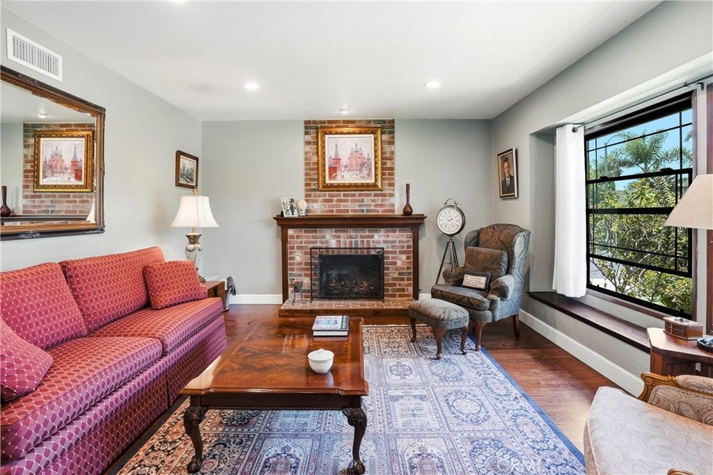 17432 Almelo Lane, Huntington Beach CA 92649 - Photo 8