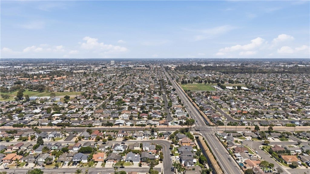 17432 Almelo Lane, Huntington Beach CA 92649 - Photo 48