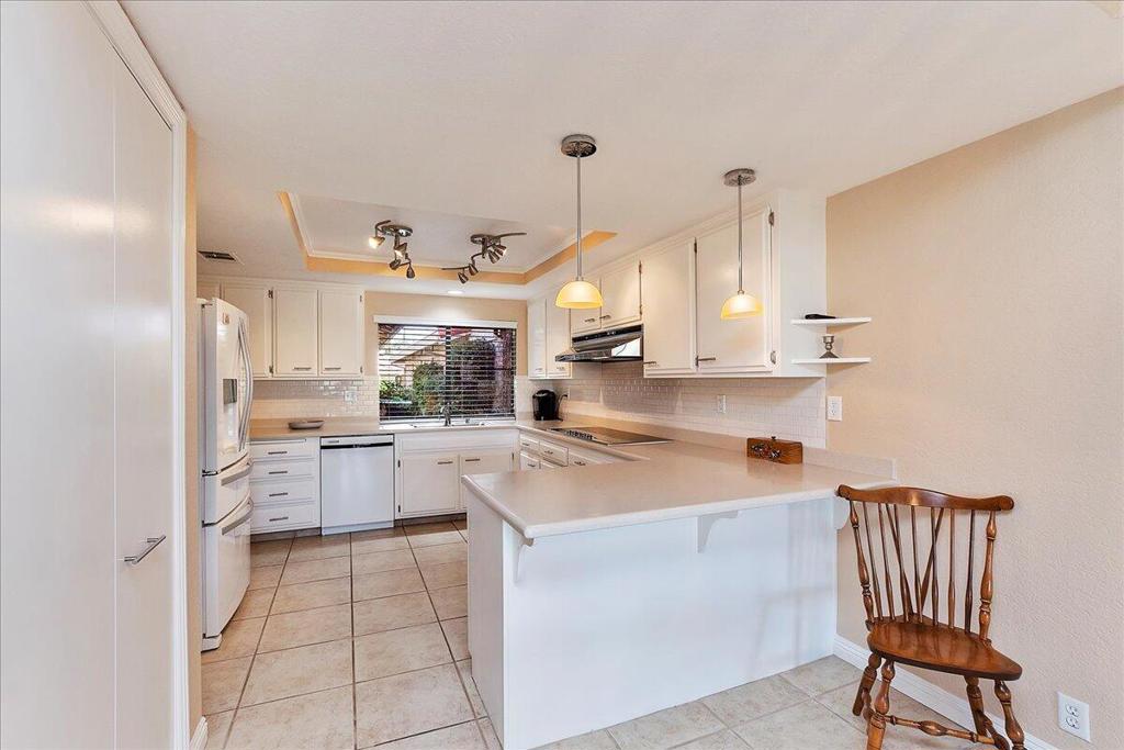 Chaparral C.C. - Residential