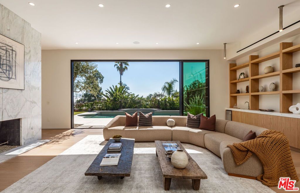 Photo of 1705 Carla Rdg, Beverly Hills, CA 90210 (MLS # 26635255)