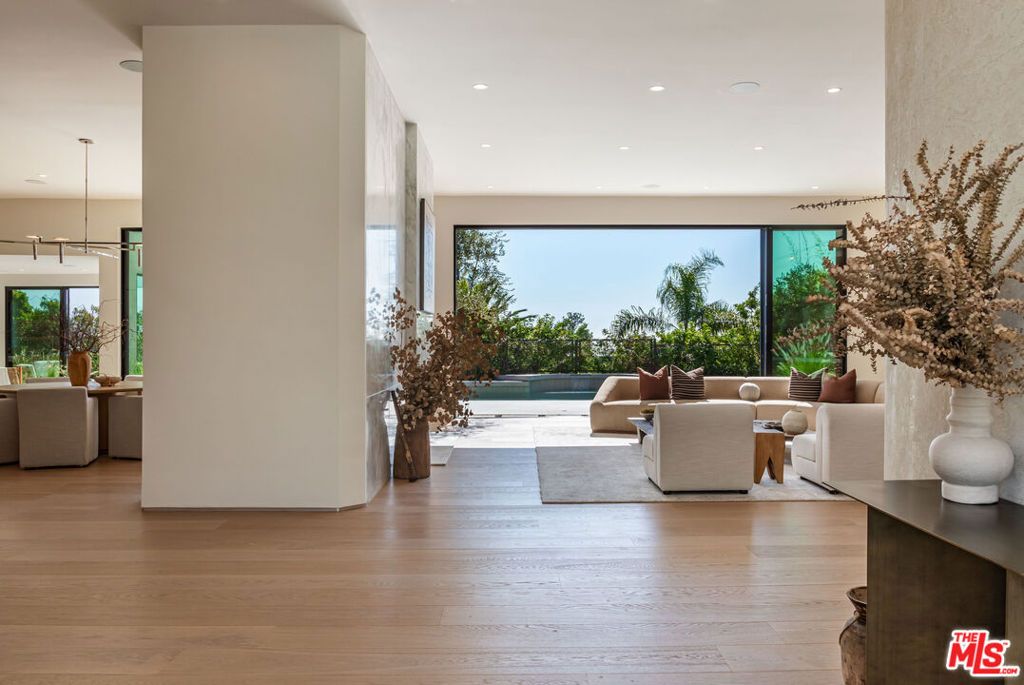 Photo of 1705 Carla Rdg, Beverly Hills, CA 90210 (MLS # 26635255)