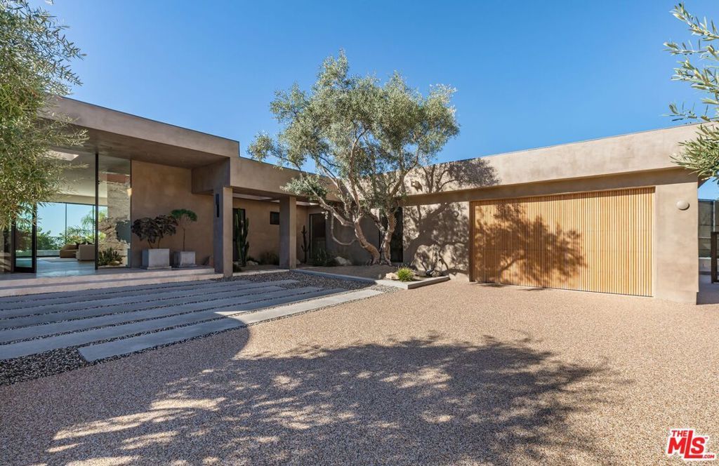 Photo of 1705 Carla Rdg, Beverly Hills, CA 90210 (MLS # 26635255)