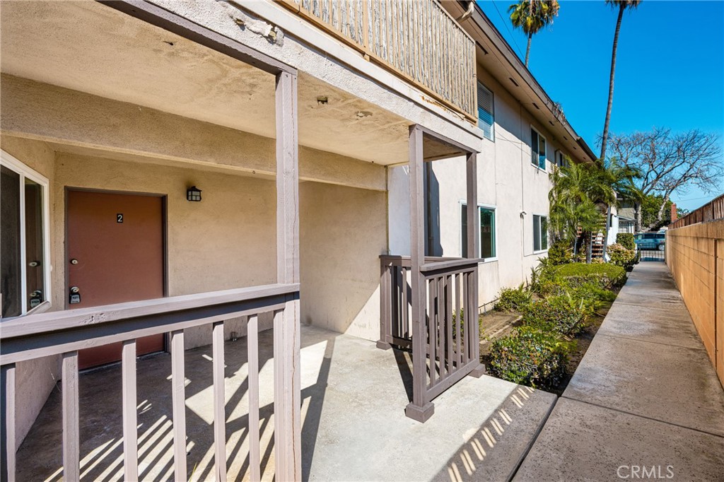 121 S Illinois Street 2