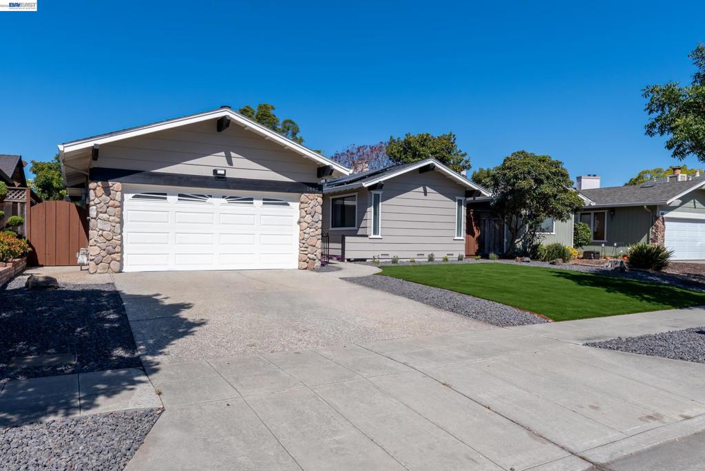 1487 Fry Ln