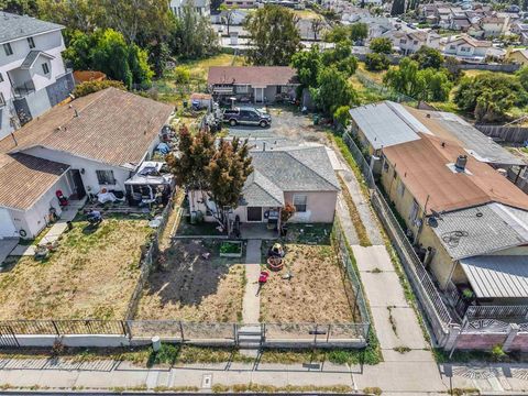 235 37 S Willie James Jones Avenue San Diego CA 92113