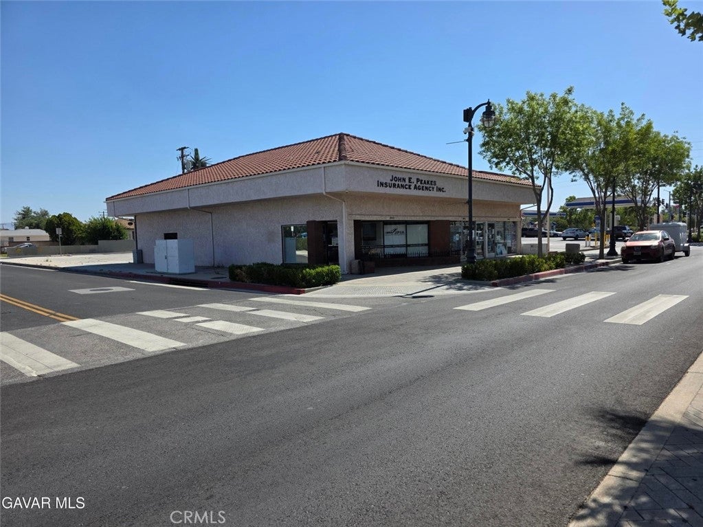 902 W Lancaster Boulevard