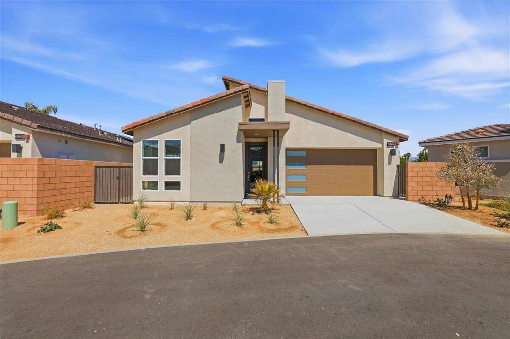 69674 Calle La Costa