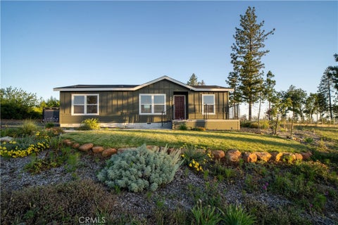 Photo of 832 Fawndale LN, Paradise, CA 95969 (MLS # SN26120131)