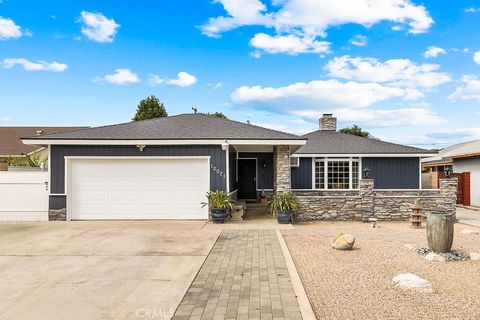 Photo of 12071 Diane Street, Garden Grove, CA 92840 (MLS # OC25226642)