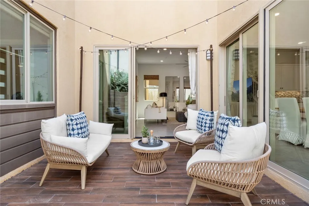 Irvine, California 92618, United States, 3 Bedrooms Bedrooms, ,3 BathroomsBathrooms,Residential,Active,196828