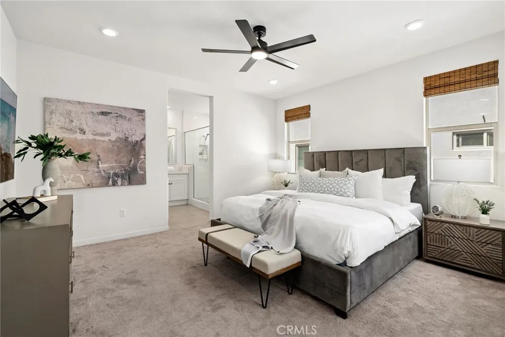 Irvine, California 92618, United States, 3 Bedrooms Bedrooms, ,3 BathroomsBathrooms,Residential,Active,196828