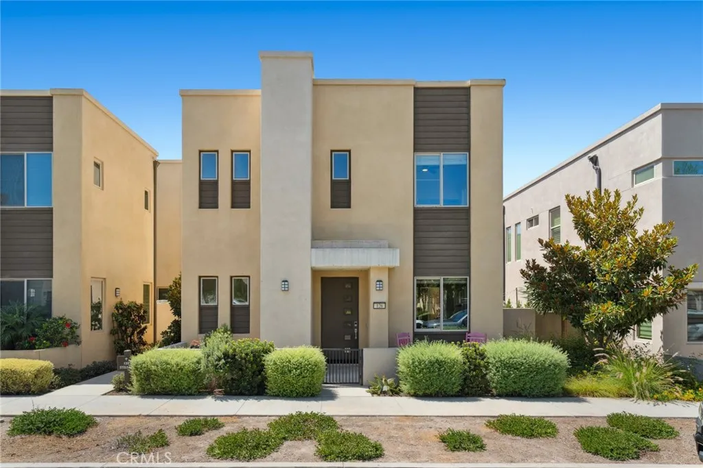 Irvine, California 92618, United States, 3 Bedrooms Bedrooms, ,3 BathroomsBathrooms,Residential,Active,196828