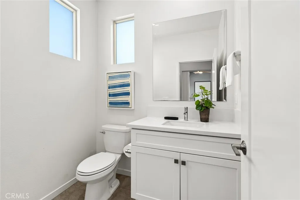 Irvine, California 92618, United States, 3 Bedrooms Bedrooms, ,3 BathroomsBathrooms,Residential,Active,196828