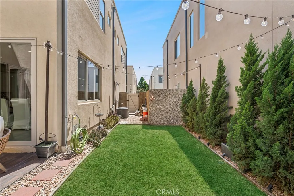 Irvine, California 92618, United States, 3 Bedrooms Bedrooms, ,3 BathroomsBathrooms,Residential,Active,196828