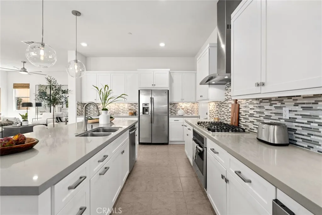 Irvine, California 92618, United States, 3 Bedrooms Bedrooms, ,3 BathroomsBathrooms,Residential,Active,196828