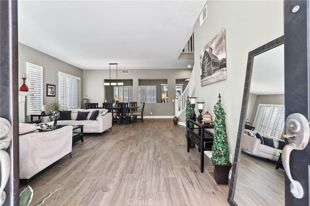 22701 Foxridge
