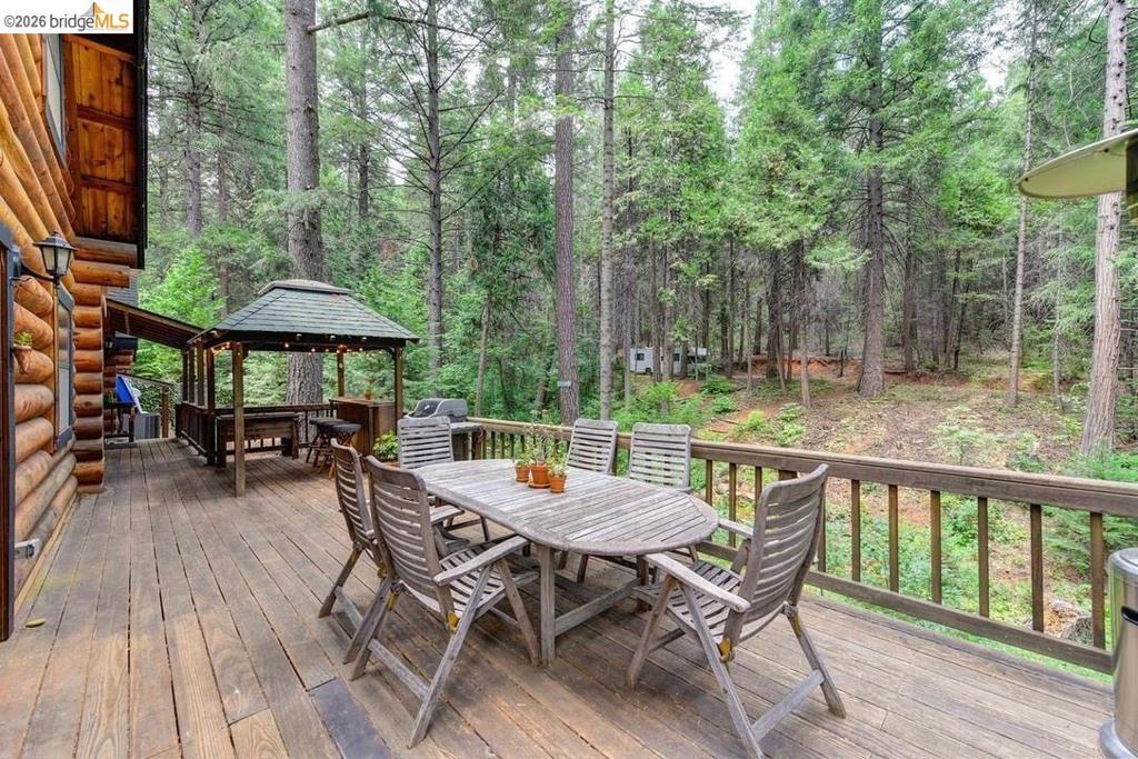 4589 Jenkinson CIR