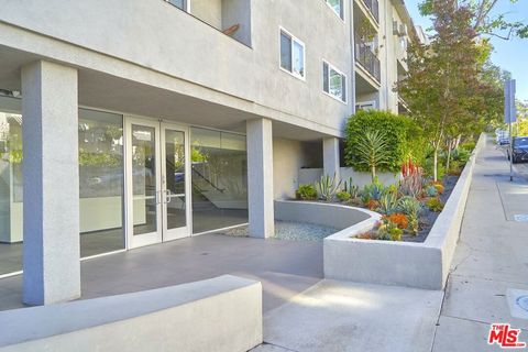 Photo of 9005 Cynthia Street #413, West Hollywood, CA 90069 (MLS # 26831843)