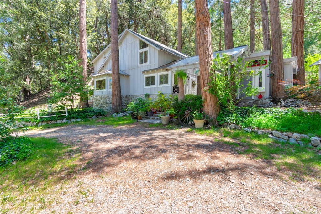 9091 Mountain View Drive