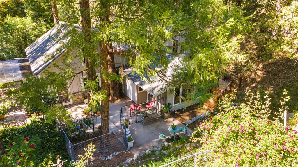 9091 Mountain View Drive