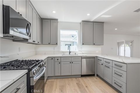 Photo of 7439 Irondale, Winnetka, CA 91306 (MLS # SR25254532)