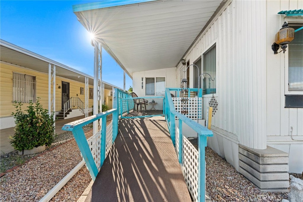 5001 W Florida 97