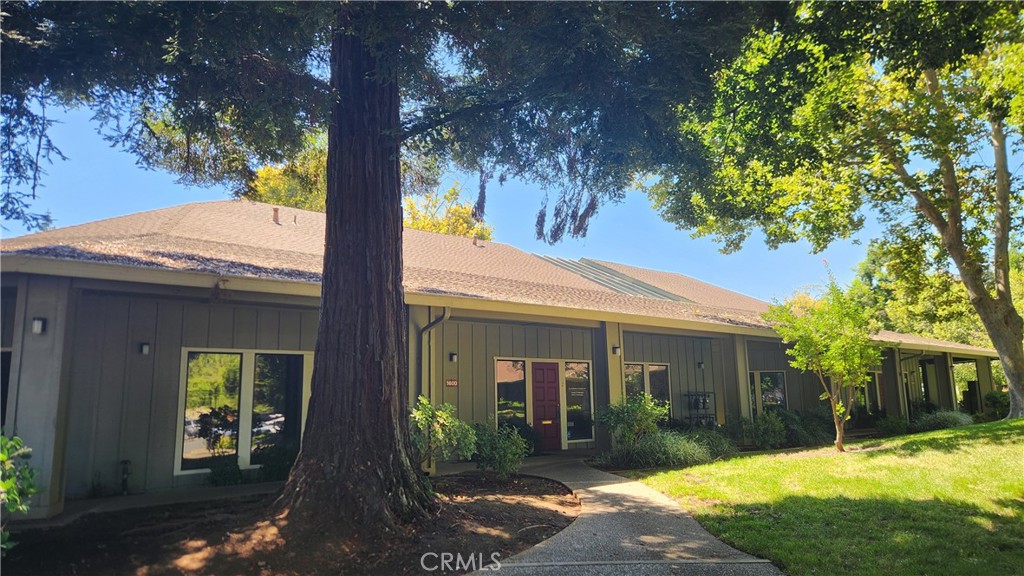 Beautiful park like setting. Fantastic central location. Locate your business at Chico Creek Professional Park. The available suite consists of a large built in reception desk with waiting area, four good size private offices, an ample size conference room with large windows, two in-suite bathrooms, and a small kitchenette area.