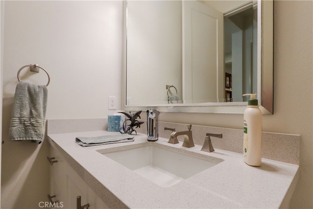 1090 Viejo Hills Drive, Lake Forest CA 92610 - Photo 25