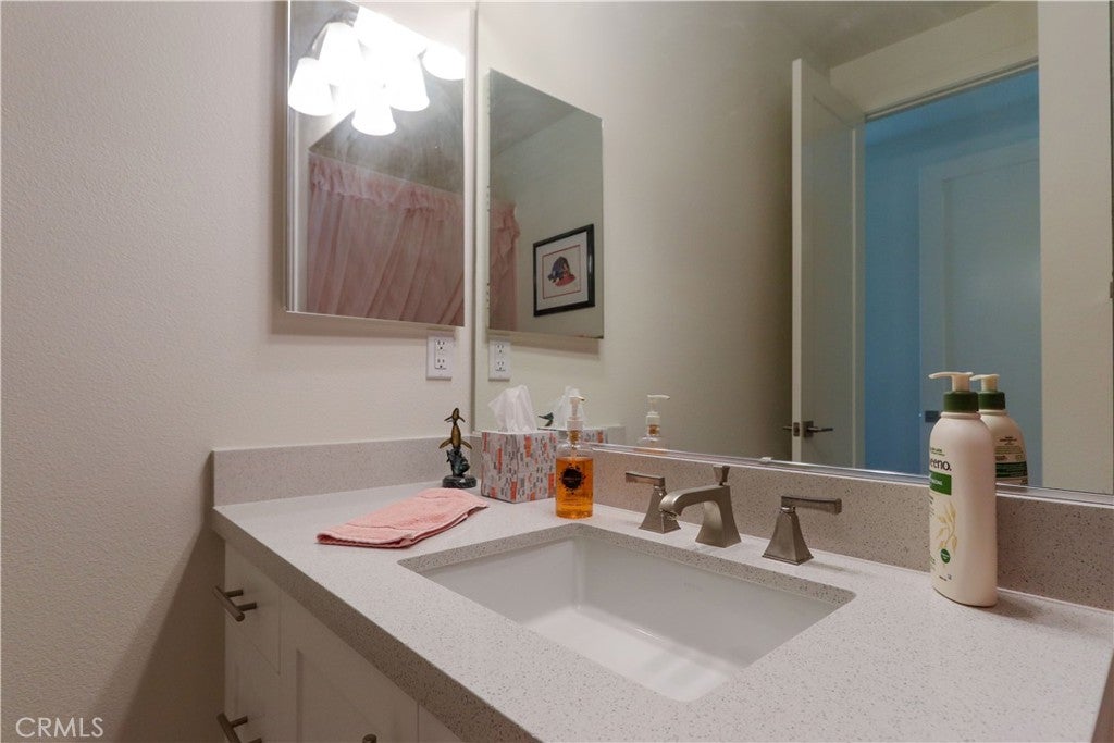 1090 Viejo Hills Drive, Lake Forest CA 92610 - Photo 43
