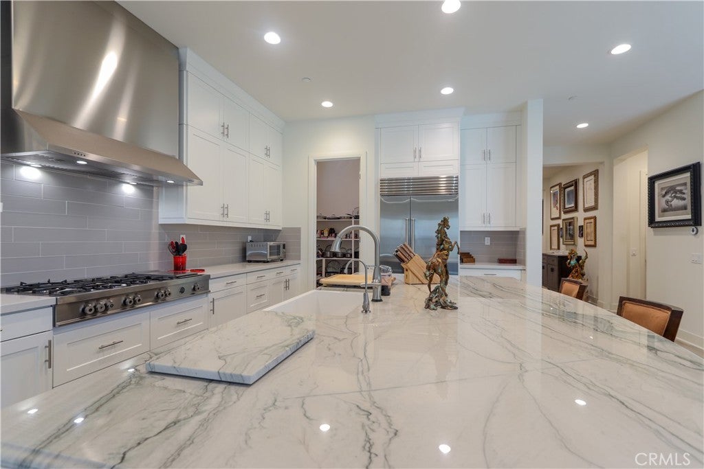 1090 Viejo Hills Drive, Lake Forest CA 92610 - Photo 12