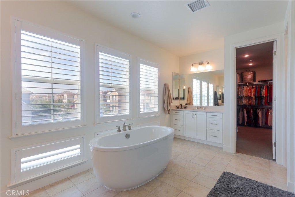 1090 Viejo Hills Drive, Lake Forest CA 92610 - Photo 29