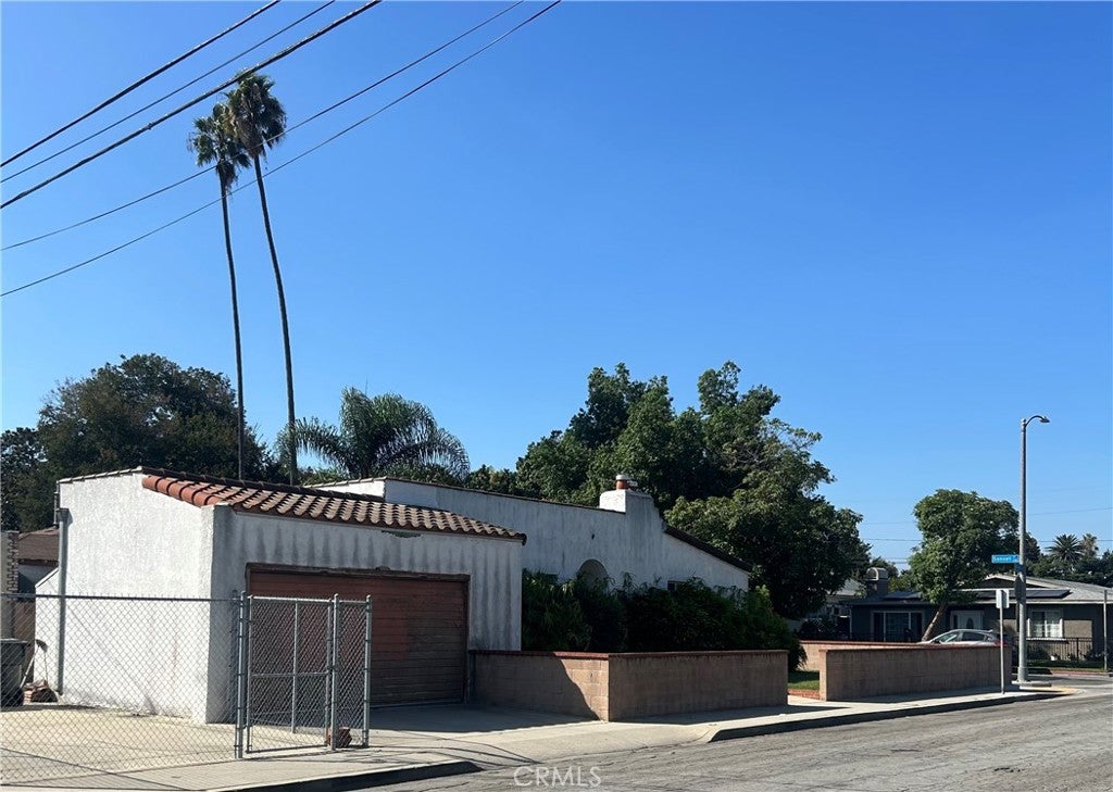 5125 Pine