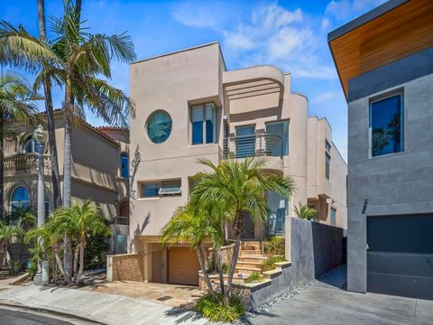 Photo of 3 Green Turtle Rd RD, Coronado, CA 92118 (MLS # 260013286SD)
